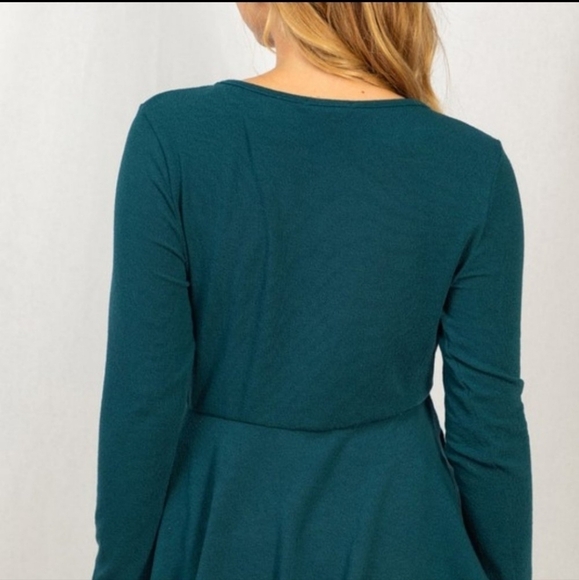 💚HP💚Plus Size Hunter Green Ribbed Knit Tie Front Long Sleeve Top - Picture 3 of 3